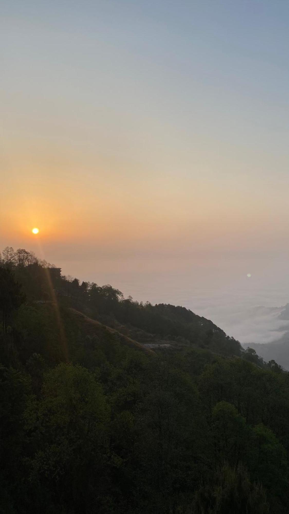 Hotel Nagarkot Inn Exterior photo